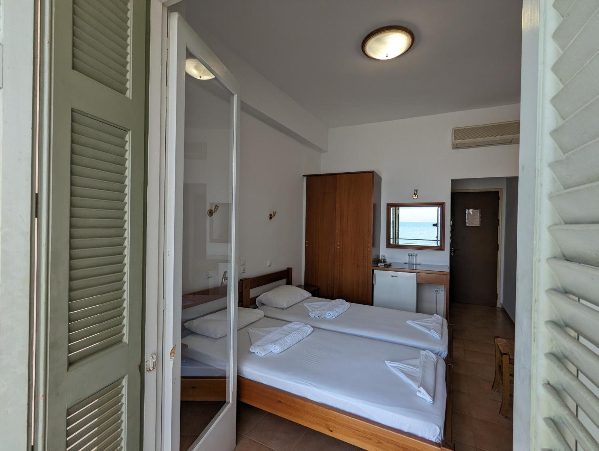 Helen'S Rooms มิลอย ภายนอก รูปภาพ