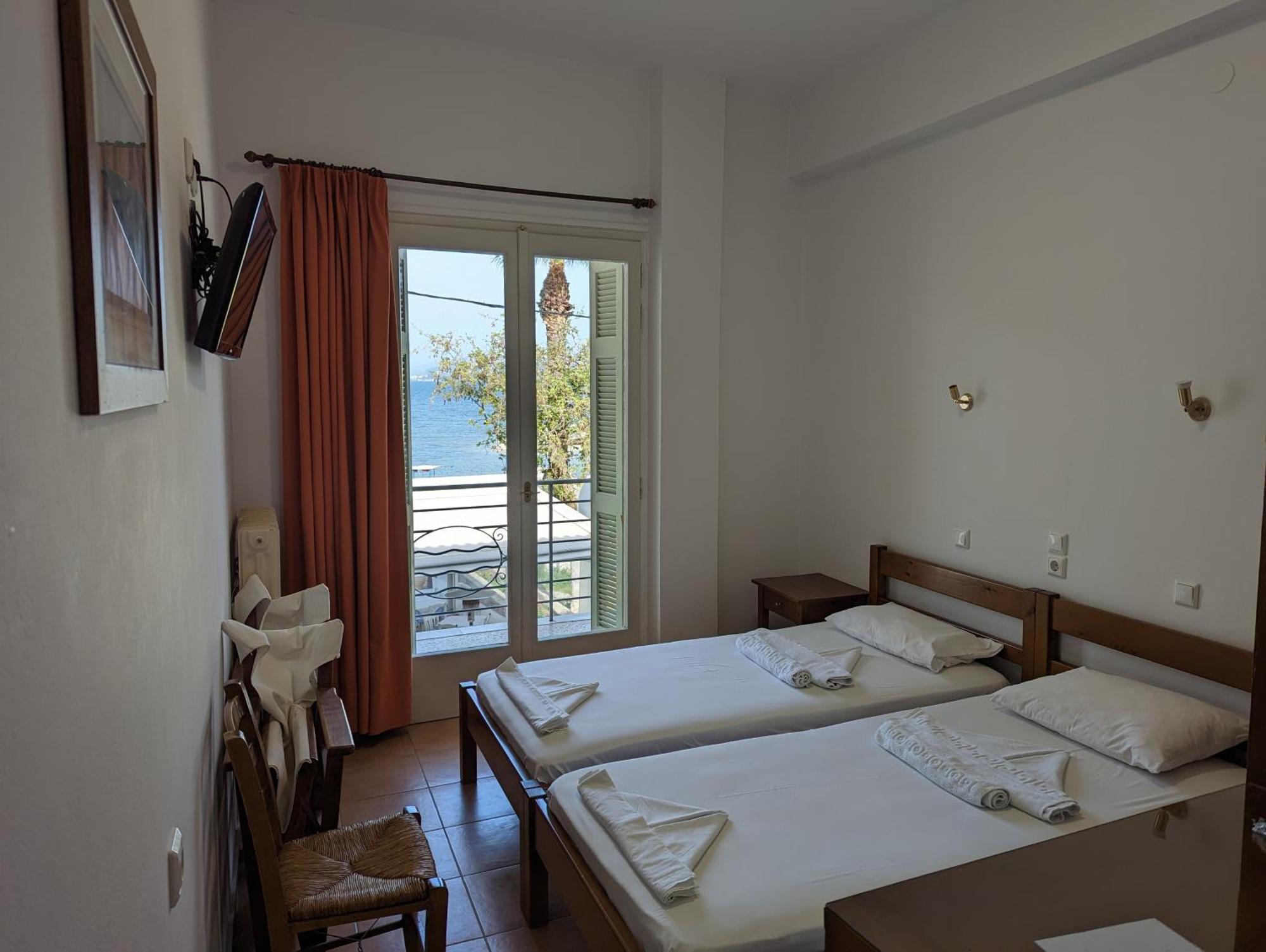 Helen'S Rooms มิลอย ภายนอก รูปภาพ